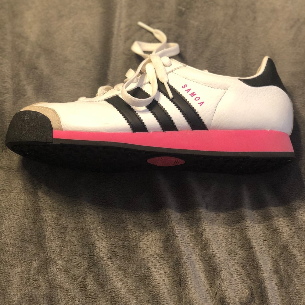Adidas Samoa sneakers